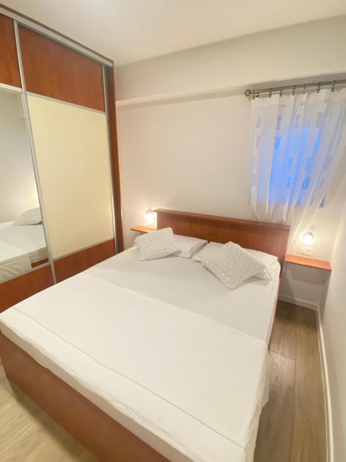 Apartment Lana Baška Voda Exteriér fotografie